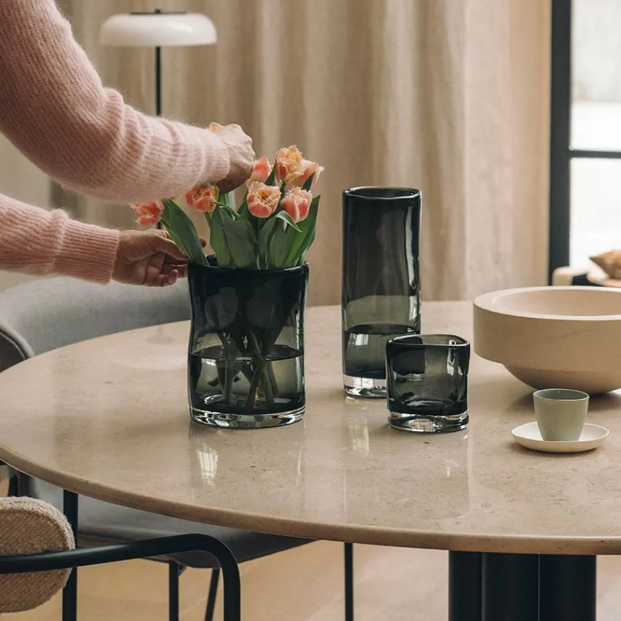 HADELAND GLASSVERK Sine Vase 29,5x11cm Røkgrå