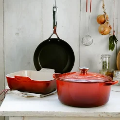 LE CREUSET Støpejernsgryte 4,2L/24cm Cerise