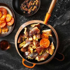 LE CREUSET Støpejernspanne m/Trehåndtak 28cm Volcanic